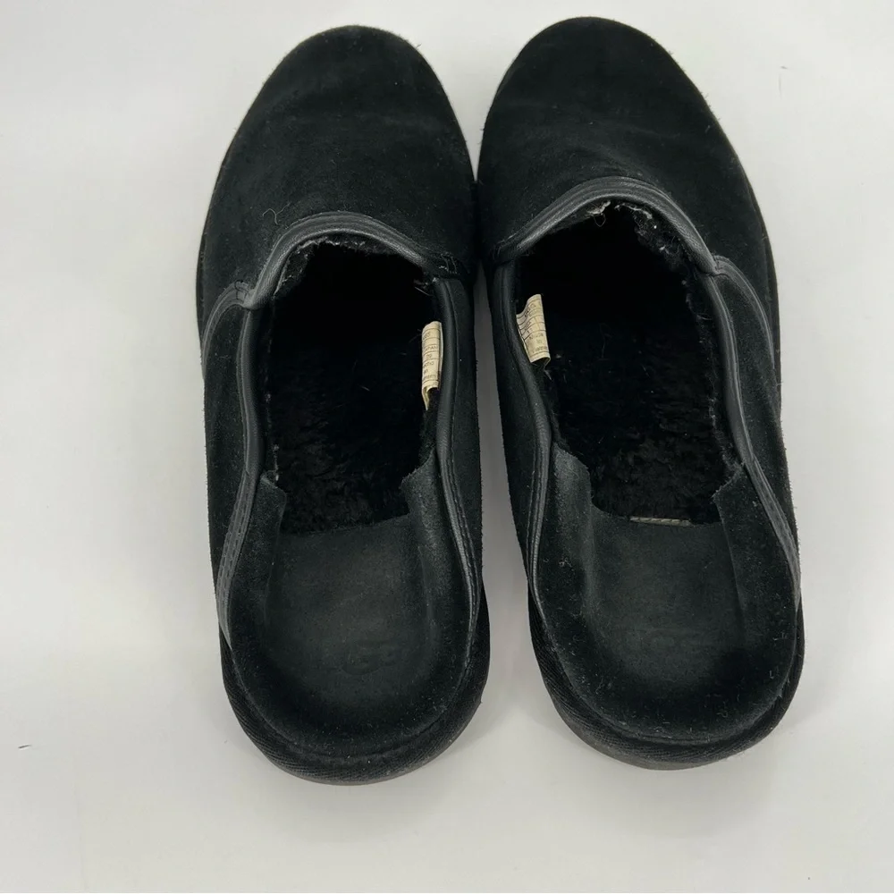 UGG rubber slipper back